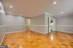 Living - 111 Cross Keys Rd # D, Baltimore, MD 21210 photo 2 of 3