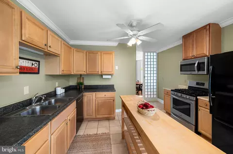 Kitchen - 3100 Barclay St, Baltimore, MD 21218 photo 2 of 3
