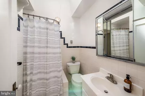 Bath - 3100 Barclay St, Baltimore, MD 21218 photo 3 of 3