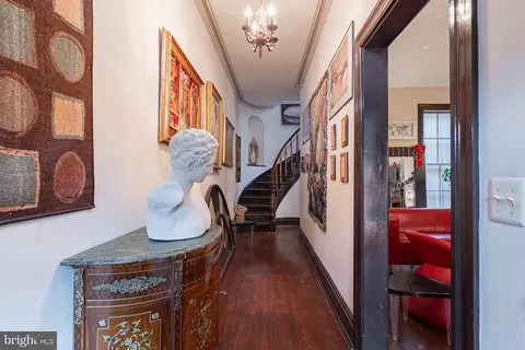 Entry Way - 523 Scott St, Baltimore, MD 21230 photo 1 of 16