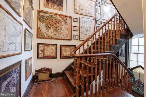 Entry Way - 523 Scott St, Baltimore, MD 21230 photo 13 of 16
