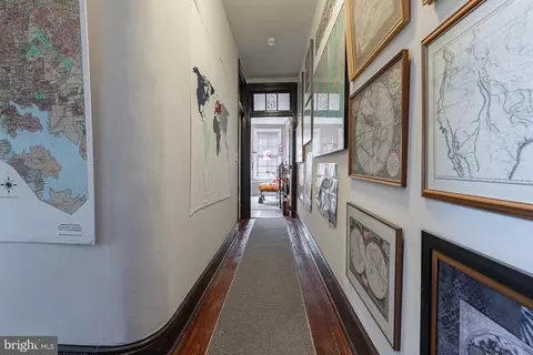 Entry Way - 523 Scott St, Baltimore, MD 21230 photo 11 of 16