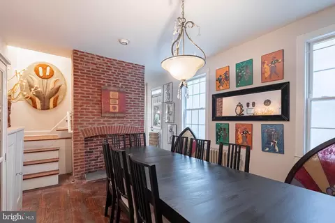 Dining - 523 Scott St, Baltimore, MD 21230 photo 3 of 4
