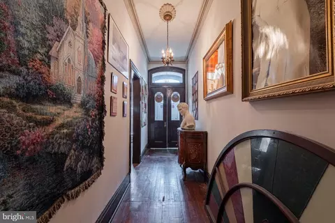Entry Way - 523 Scott St, Baltimore, MD 21230 photo 2 of 16
