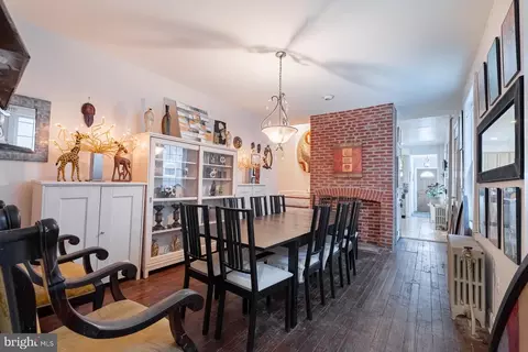Dining - 523 Scott St, Baltimore, MD 21230 photo 1 of 4