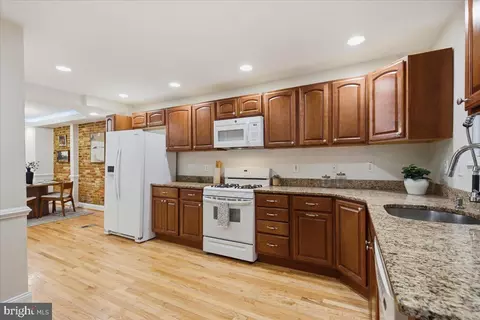 Kitchen - 40 Poultney St E, Baltimore, MD 21230 photo 3 of 3