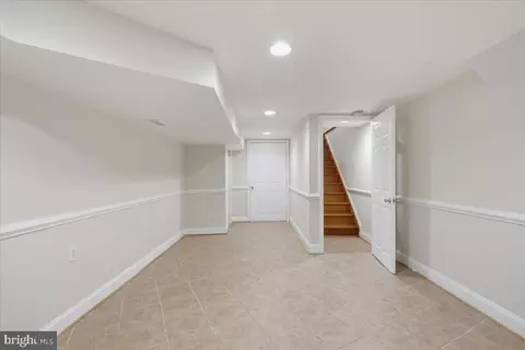 Entry Way - 40 Poultney St E, Baltimore, MD 21230 photo 5 of 5
