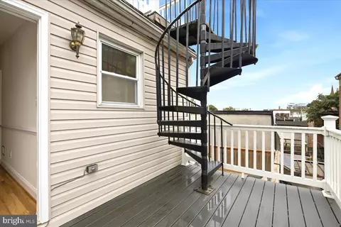 Exterior - 40 Poultney St E, Baltimore, MD 21230 photo 4 of 8