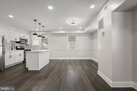 Living - 3940 Penhurst Ave, Baltimore, MD 21215 photo 4 of 5