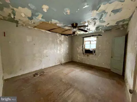 Bedroom - 4909 Pembridge Ave, Baltimore, MD 21215 photo 1 of 1