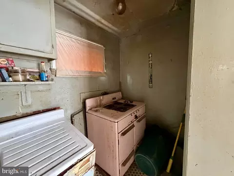 Kitchen - 4909 Pembridge Ave, Baltimore, MD 21215 photo 1 of 1