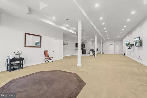 Entry Way - 3701 E Lombard St, Baltimore, MD 21224 photo 1 of 5