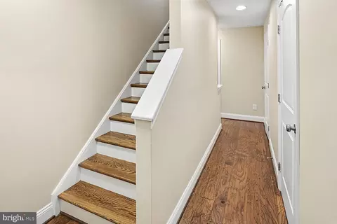 Entry Way - 417 S Regester St, Baltimore, MD 21231 photo 4 of 6