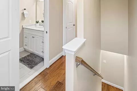 Entry Way - 417 S Regester St, Baltimore, MD 21231 photo 5 of 6