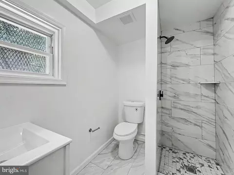 Bath - 2129 E Federal St, Baltimore, MD 21213 photo 4 of 4