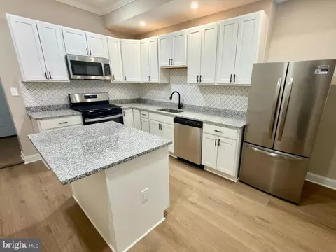 Kitchen - 2129 E Federal St, Baltimore, MD 21213 photo 2 of 5