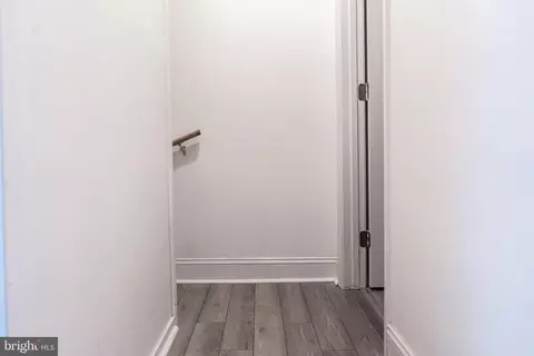 Entry Way - 406 George St, Baltimore, MD 21201 photo 2 of 4