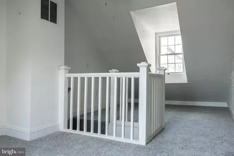 Entry Way - 406 George St, Baltimore, MD 21201 photo 4 of 4
