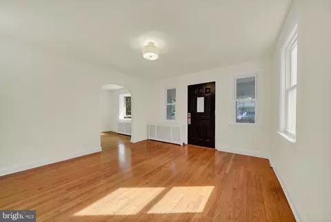 Other - 702 Devonshire Rd, Baltimore, MD 21229 photo 4 of 14