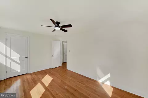 Bedroom - 702 Devonshire Rd, Baltimore, MD 21229 photo 4 of 4