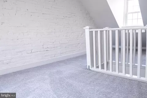 Entry Way - 408 George St, Baltimore, MD 21201 photo 5 of 9
