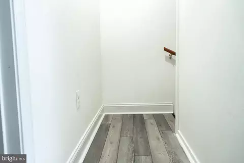 Entry Way - 408 George St, Baltimore, MD 21201 photo 7 of 9