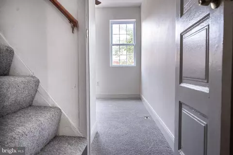 Entry Way - 408 George St, Baltimore, MD 21201 photo 2 of 9