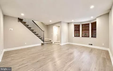 Living - 1514 E 36th St, Baltimore, MD 21218 photo 4 of 6