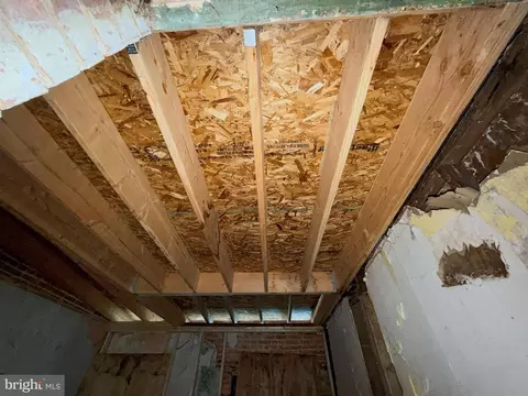Entry Way - 1909 Frederick Ave, Baltimore, MD 21223 photo 2 of 16