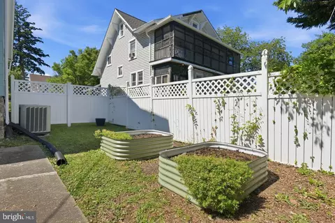 Exterior - 1702 Lakeside Ave, Baltimore, MD 21218 photo 4 of 5