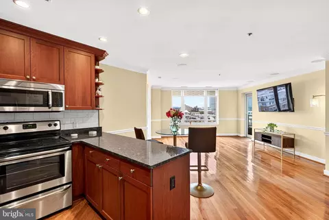 Kitchen - 100 Harborview Dr #611, Baltimore, MD 21230 photo 5 of 5