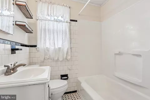 Bath - 3109 Moravia Rd, Baltimore, MD 21214 photo 1 of 2
