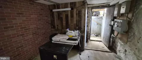 Entry Way - 3218 Belair Rd, Baltimore, MD 21213 photo 9 of 13