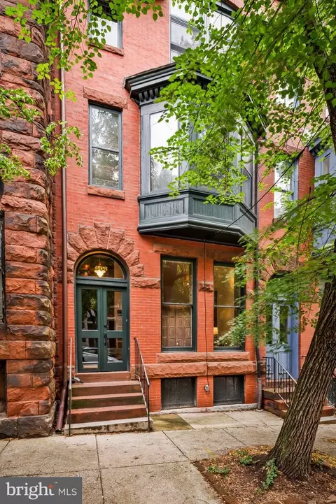 608 Reservoir St, Baltimore, MD 21217