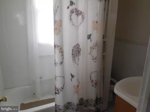 Bath - 6705 Odonnell St, Baltimore, MD 21224 photo 2 of 2