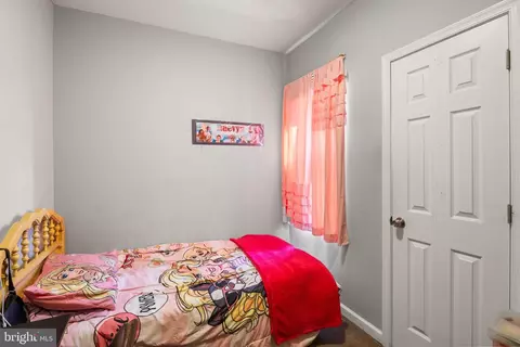 Bedroom - 307 N Monastery Ave, Baltimore, MD 21229 photo 3 of 5