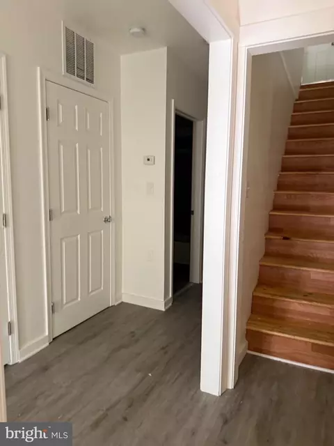 Entry Way - 1116 Harlem, Baltimore, MD 21217 photo 6 of 11