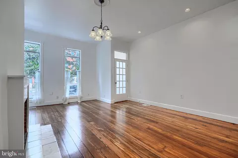 Living - 109 S Stricker St, Baltimore, MD 21223 photo 4 of 6