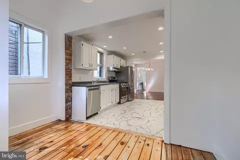 Entry Way - 109 S Stricker St, Baltimore, MD 21223 photo 4 of 6
