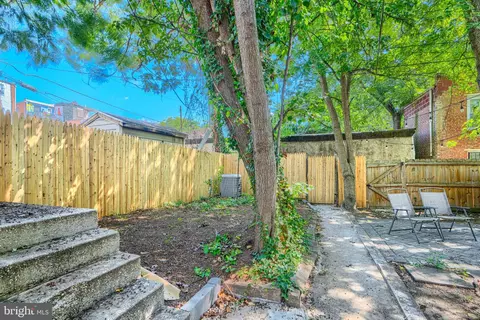 Exterior - 109 S Stricker St, Baltimore, MD 21223 photo 4 of 6
