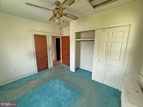 Bedroom - 4205 Moravia Rd, Baltimore, MD 21206 photo 2 of 4