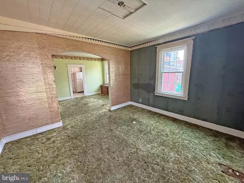 Living - 4205 Moravia Rd, Baltimore, MD 21206 photo 1 of 5
