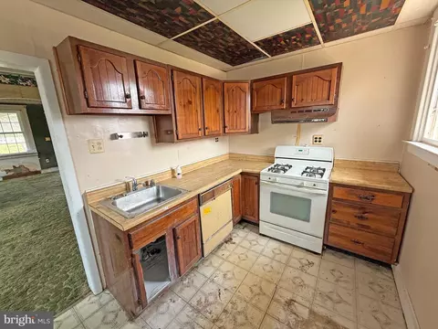 Kitchen - 4205 Moravia Rd, Baltimore, MD 21206 photo 1 of 1