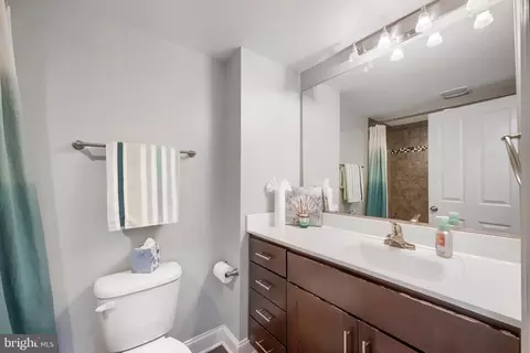 Bath - 1016 Mcdonogh St, Baltimore, MD 21205 photo 3 of 3
