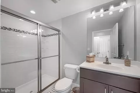 Bath - 1016 Mcdonogh St, Baltimore, MD 21205 photo 1 of 3
