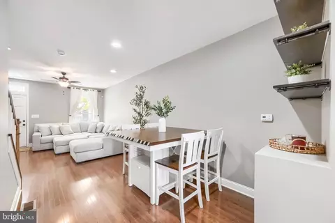 Entry Way - 1016 Mcdonogh St, Baltimore, MD 21205 photo 3 of 9