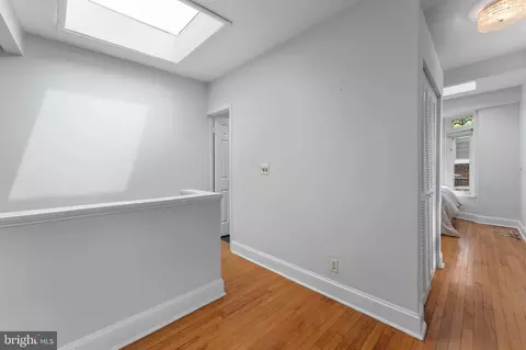 Entry Way - 1034 Olive St, Baltimore, MD 21230 photo 8 of 8