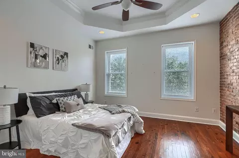 Bedroom - 138 S Clinton St, Baltimore, MD 21224 photo 3 of 5