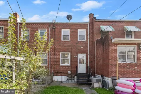 Exterior - 6302 Brown Ave, Baltimore, MD 21224 photo 3 of 3