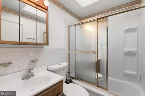 Bath - 6302 Brown Ave, Baltimore, MD 21224 photo 1 of 1